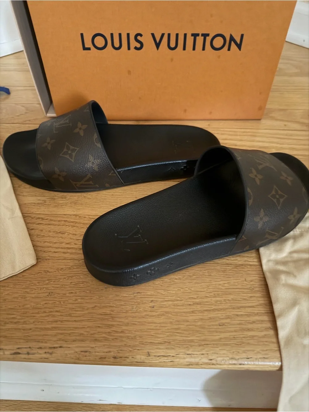 Louis Vuitton Waterfront Mule Men’s Black Brown Monogram Slide Sandals size 7